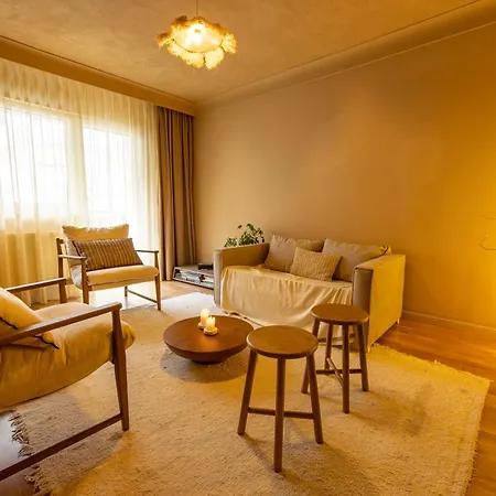 Mona's Balance&play Apartment